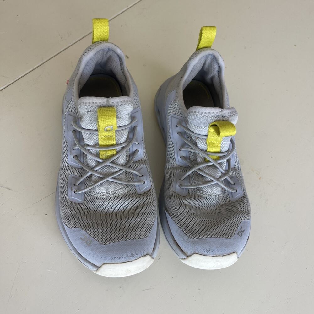 On Kids Cloudleap Sneakers Little kids US 12.5 Slip On No Tie Light Blue Yellow